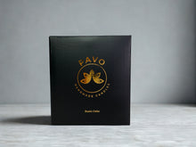 Load image into Gallery viewer, BULK: Peppermint Chill 10 oz Soy Wax Candle
